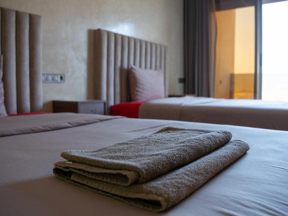 Tayyurt Surf Camp Tamraght Aourir Hostel Imi Mikki ภายนอก รูปภาพ